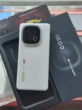 IQoo 13 ram 12/256GB seken 3 bulan mulus