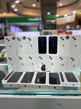 iPhone 13 bisa kredit syarat KTP aja DP 0%