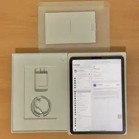 iPad Air 5 (M1) 256 GB WIFI Starlight MASIH GARANSI