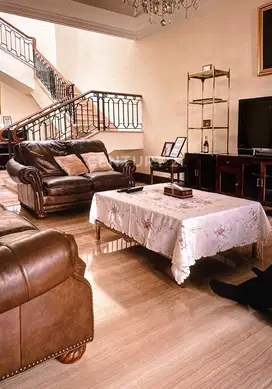 Rumah Mewah Di Lokasi Premium Menteng, Dekat Dengan CBD