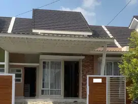 Rumah di Bukit Cimanggu City Cluster Pinewood deat Gerbang Tol Siap KP