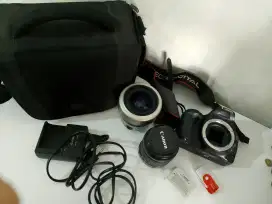 DSLR Canon EOS 550D