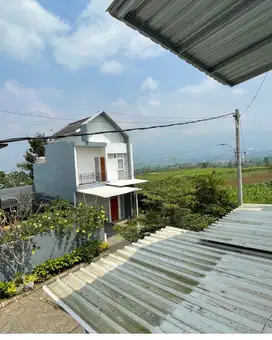 Villa Luas 92 m2 Panorama cantik pegunungan dan city light kota batu