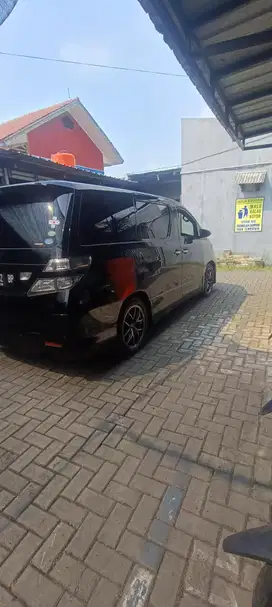 Toyota Vellfire 2010 Bensin