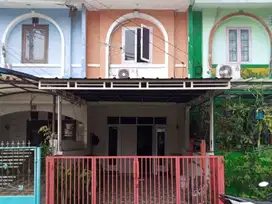 Rumah Siap Huni 2 Lt Dekat RS dan Sekolah di Bogor Dibantu KPR J-25938