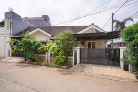 Dijual Rumah Luas di Bekasi Dekat RS Primaya LT 242 Harga Nego J-23801