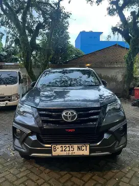 Toyota fortuner vrz 2017