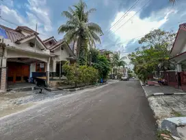 Rumah Luas 3 KT 9 Menit ke Gerbang Tol Margonda 3 Hadap Timur J-22634