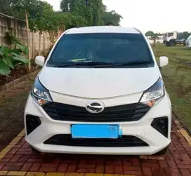 Tdp 3 Jutaan Daihatsu New Sigra D MT Putih Gres