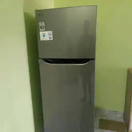 LG GN-B222SQIB Kulkas 2 Pintu 225L