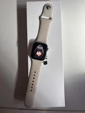 iWatch SE gen 2 40mm starlight