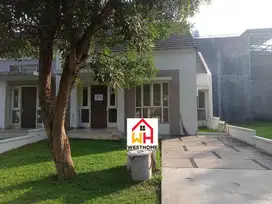 DISEWAKAN RUMAH SUVARNA SUTERA 8X17 CLUSTER DHANA. SIAP HUNI