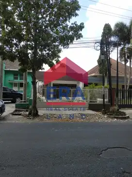 Disewakan Rumah di Jalan Cokroaminoto Malang