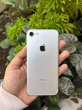 Iphone 7 128 silver ada minus