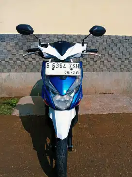 Nia:BEAT ECO CBS PLAT B DEPOK PAJAK HIDUP SS LENGKAP