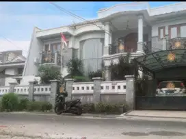 Rumah Mewah Terawat 8 Menit ke Pintu Tol Fatmawati 2 Bisa Nego J-19137