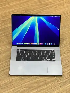 MacBook Pro A1990 2019 , 16 inch , 32/512 , Dual VGA