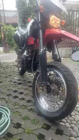 Kawasaki klx dtracker 150