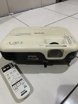 Projekter proyektor infocus EXPON EB-X100 lampu inpokus baru ganti