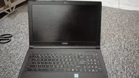 Laptop msi GL62M 7RD I7 7700 HQ - GTX 1050 - RAM 24GB - SSD 256GB