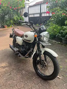 Kawasaki W175 SE 2021
