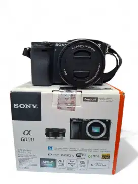 SONY A6000 E PZ 16-50 mm F3.5-5.6 OSS
Pover Zoom Lens