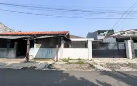 Rumah SHM Tanah Luas 12 Menit ke RSUD Pesanggrahan Dibantu KPR J-23415