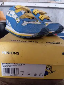 Sepatu anak puma