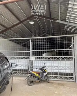 GUDANG SIAP PAKAI PINGGIR JALAN AKSES 2 MOBIL. COCOK UNTUK BENGKEL