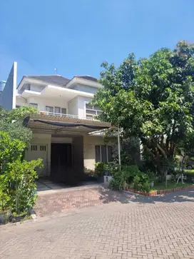Rumah 2 Lantai Bagus SHM di Citraland Waterfront Siap Huni