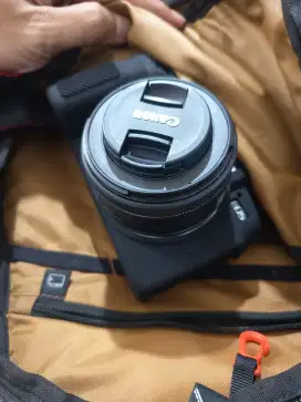 Jasa Foto Jalan-Jalan dengan Fotografer Private & Kamera Full Frame
