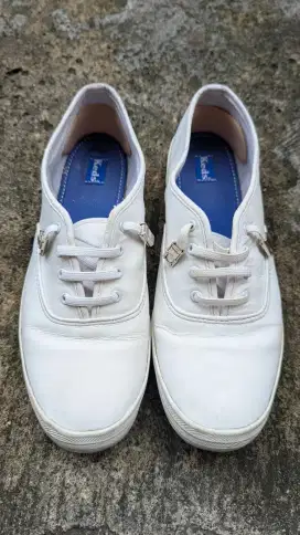 Sepatu Keds original size 40 insole 25