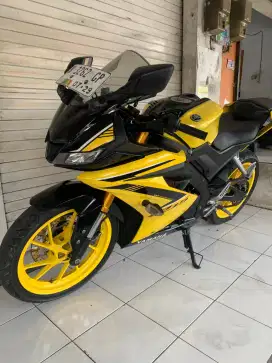 yamaha R15  155