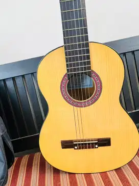 Gitar Yamaha C315 Ukuran Tanggung