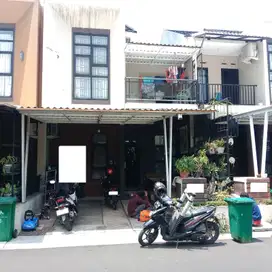 Jual Rumah 2 Lt 10 Menit ke Mall Bogor Indah Plaza Hadap Timur J-16780