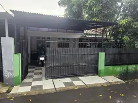 Rumah 1 Lt Hadap Timur Dekat RSU Brawijaya Sawangan Bisa KPR J-25029