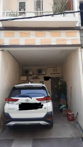 Jual Rumah Strategis 16 Menit ke Mall Of Indonesia Dibantu KPR J-24544