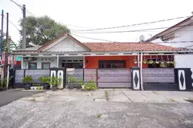 Rumah 1 Lt Luas Dekat Trans Studio Mall Cibubur Hadap Utara J-24005