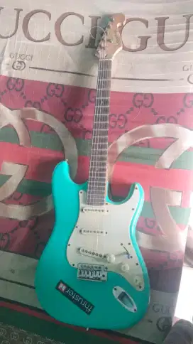 Dijual gitar elektrik