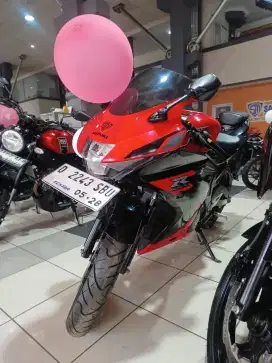 GSX 150 R 150 2023 - SRI SANJAYA - DISKON 1.5 JT CASH KREDIT 1 JT