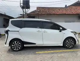Toyota Sienta 2016 Bensin