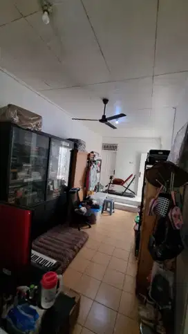 Rumah Cantik Luas 5 Kamar Tidur 10 Mnt ke Green Walk Mall J-27473