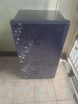 Jual.kulkas SHARP satu pintu d antar