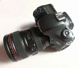 Canon EOS 7D body Only atau boleh + EF 24-105 F4 L