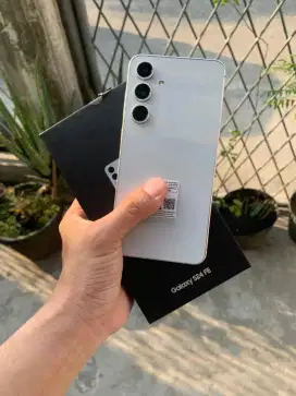 Samsung S24 FE 5G 8/256 Garansi Resmi Maret 2026