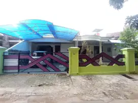 Dijual Cepat Rumah Beserta Isi