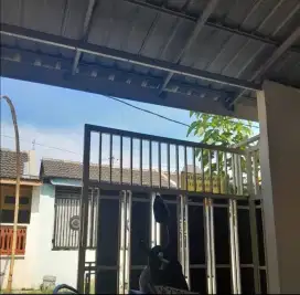 Dijual cepat rumah 6 x 12 .