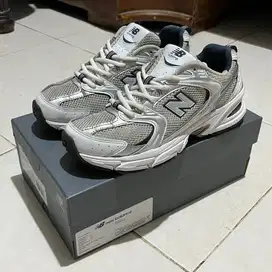 Sepatu New Balance 530