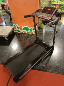 Treadmill elektrik 2fungsi bekas display toko