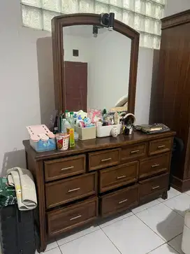 Meja Rias Kayu Jati